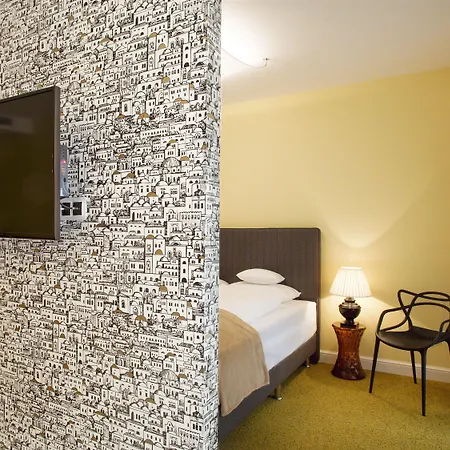 Gold 4* فروتسواف